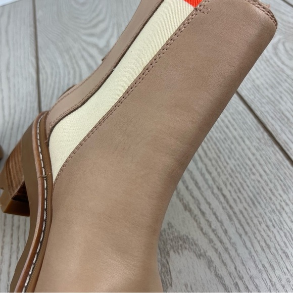 Sorel Women's Joan Now Chelsea Boots US7 Honest Beige, Gum 2 (orange) $190 - Picture 3 of 13